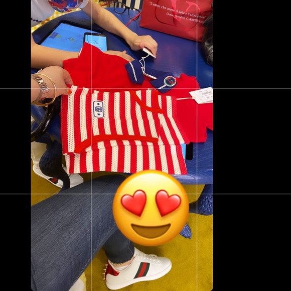 💯authentic ❤️gucci tops. for summer casual❤️ - Picture 4 of 14